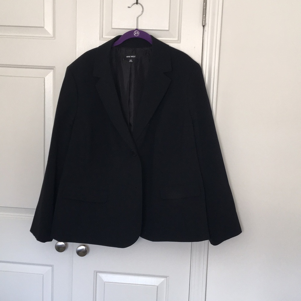 Nine West 2 Button Skirt Suit